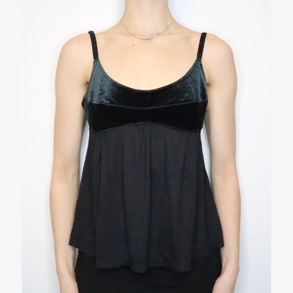 SOLD Vintage Victoria’s Secret Babydoll Top in Black - Size L - Picture 1 of 5